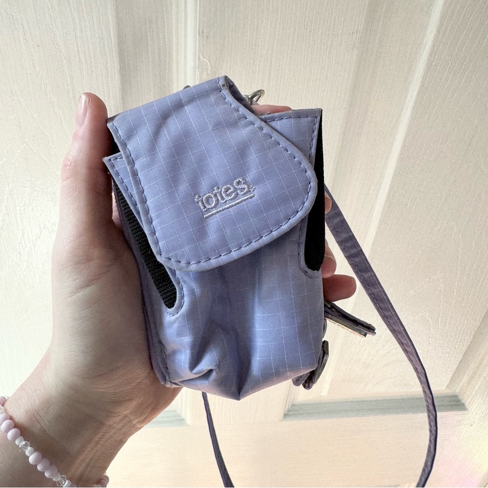 NWOT Vintage Totes Lavender Crossbody Bag